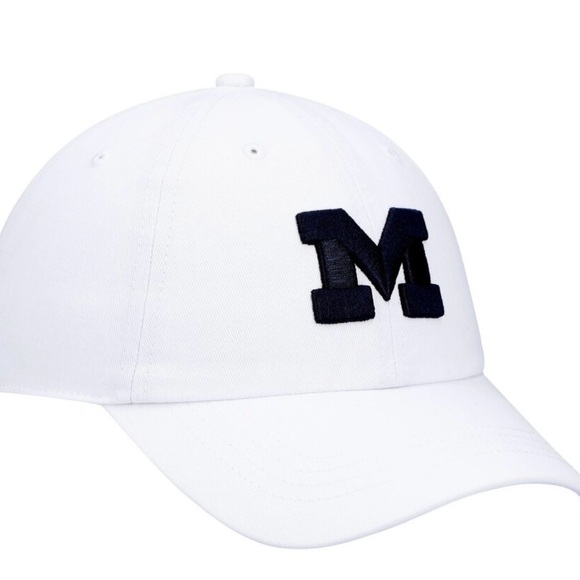 47 Brand White and Black Women's Hat - Picture 4 of 7